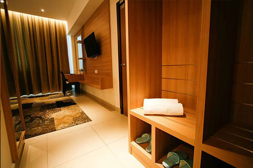 D Hotel Seri Iskandar Esterno foto