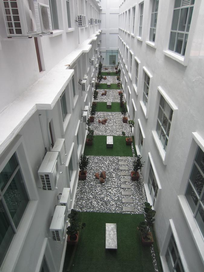 D Hotel Seri Iskandar Esterno foto